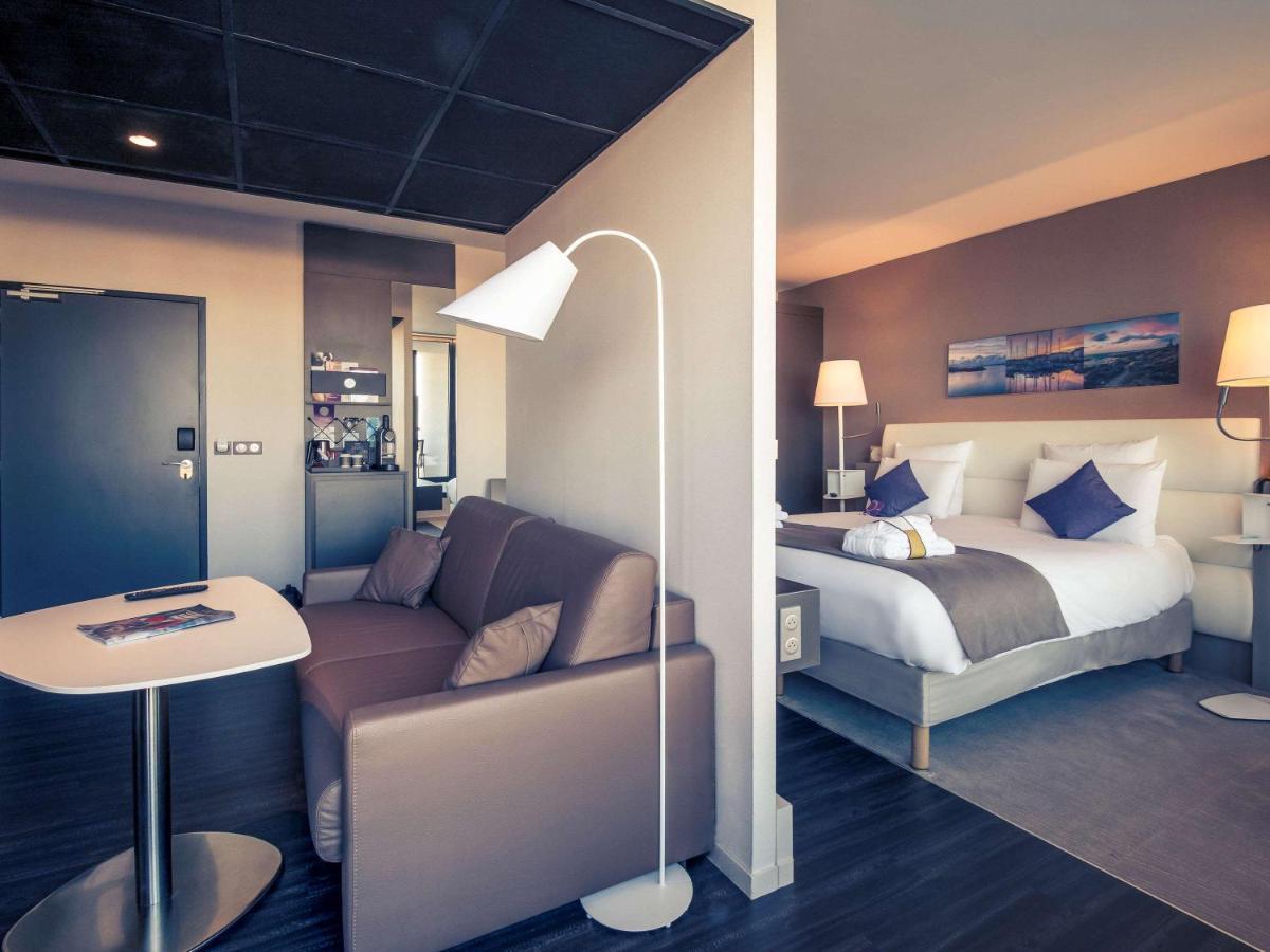 Mercure Cherbourg Centre Port Exterior photo